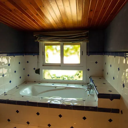 H Con Encanto Hotell Binéfar