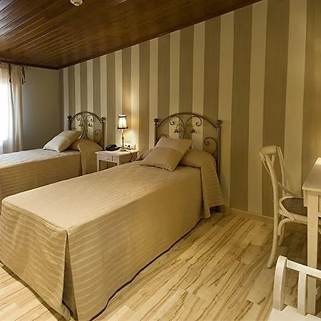 H Con Encanto Hotell 3*
